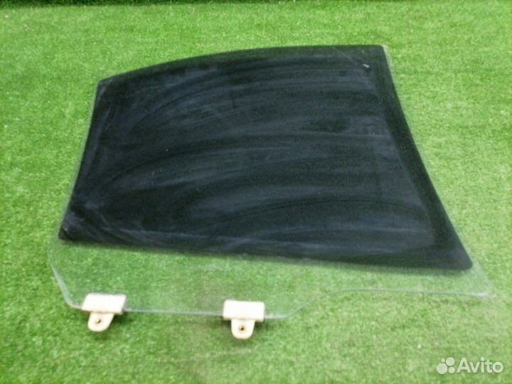 Стекло двери Nissan Almera Classic 2006-2012