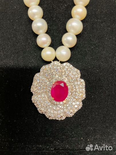 Чокер из натурального морского жемчуга с рубином