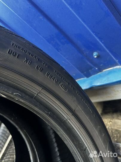 Pirelli P Zero Nero 235/45 R17