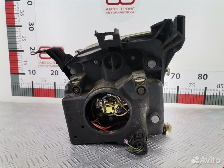 Фара передняя для Ford Fusion 1526782