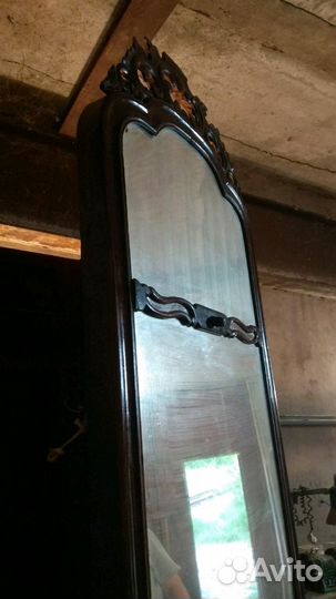 Антикварное зеркало