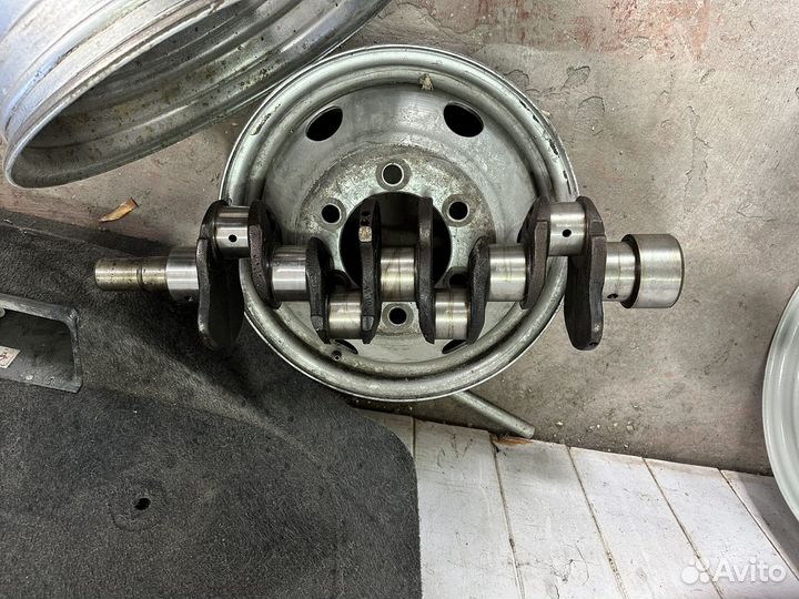 Коленвал 4216