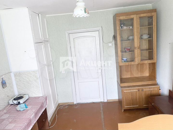 Комната 14 м² в 4-к., 4/5 эт.