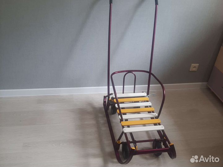 Детские санки с колесами