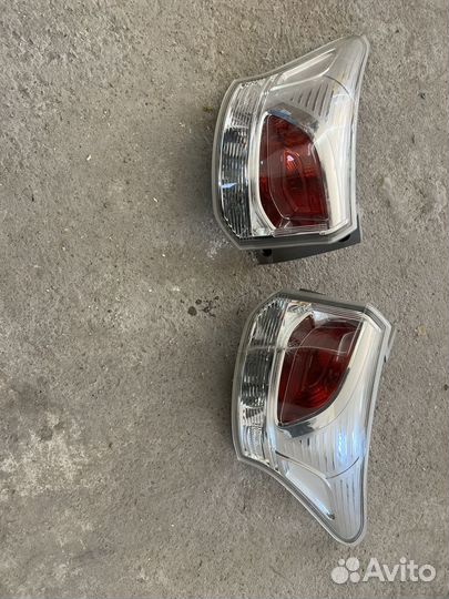 Задние фонари на mitsubishi outlander 3