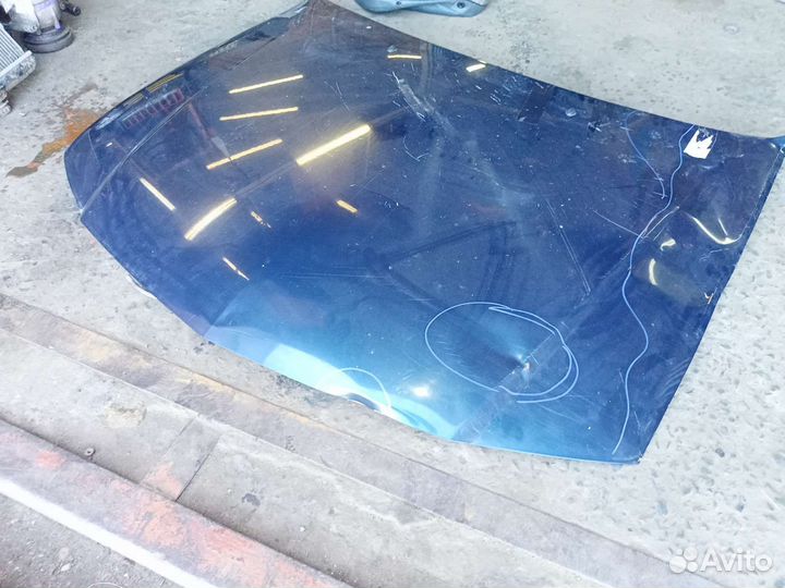 Капот на Nissan Almera Classic B10