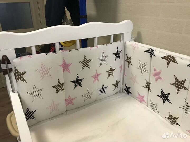 Бортики на детскую кроватку