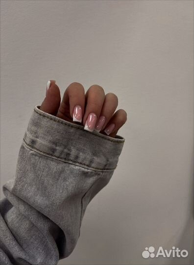 Маникюр и педикюр