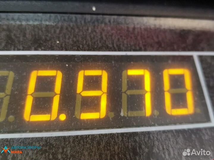 Знак аварийной остановки Audi A4 B5 1998 8D0093055