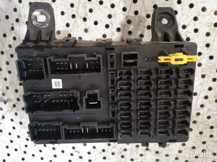 Блок предохранителей (в салон ) Hyundai Getz