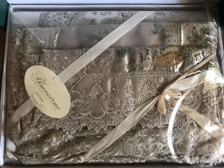 Шелковое постельное белье blumarine