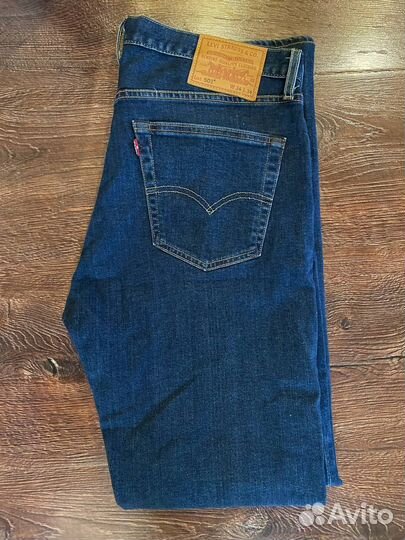 Джинсы Levis 501