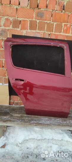 Дверь задняя правая renault sandero 2