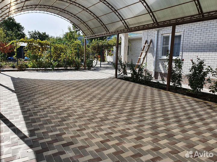 Укладка плитки и брусчатки