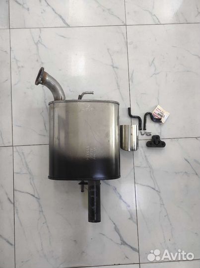 Второй выхлоп Toyota Camry V70 2018