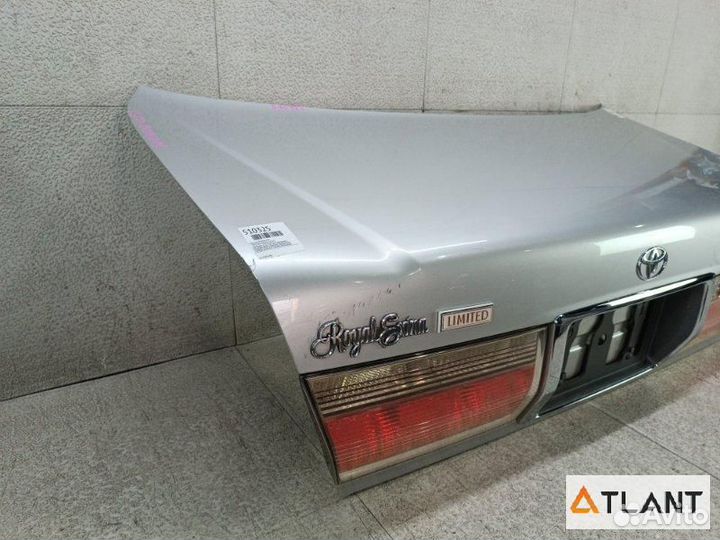 Крышка багажника toyota crown