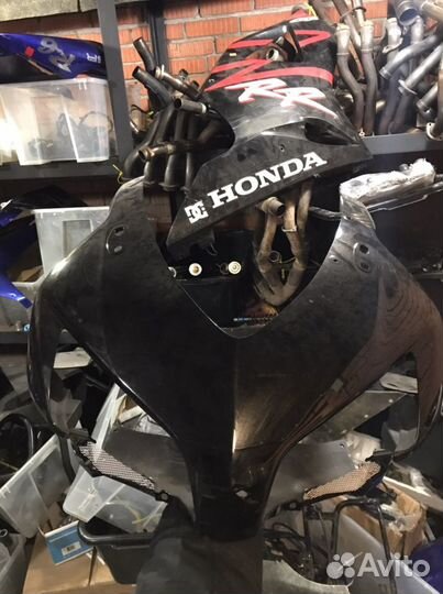 Honda cbr1000rr Fireblade 2004 передний пластик