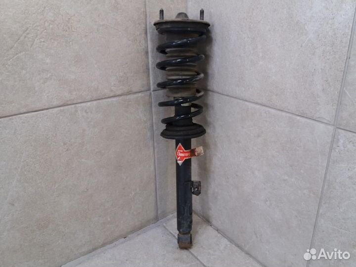 Амортизатор передний левый Toyota Mark X DBA-GRX12