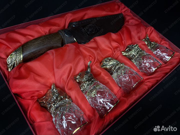 Подарочные наборы рюмок с ножом