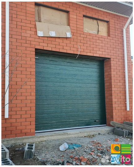 Секционные ворота alutech