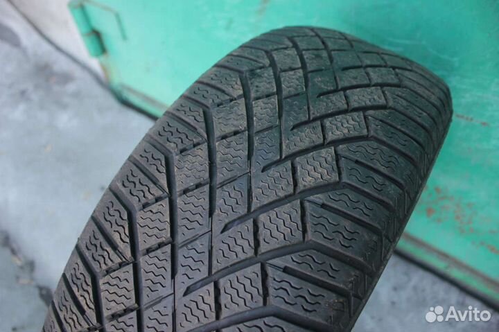Continental ContiVikingContact 7 205/60 R16