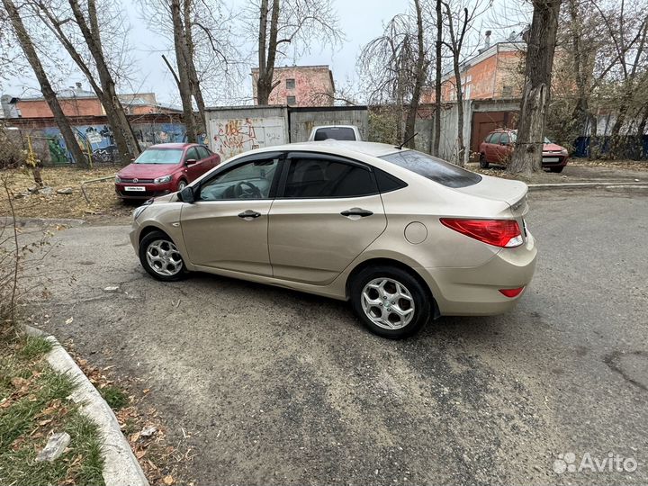Hyundai Solaris 1.4 AT, 2013, 166 777 км