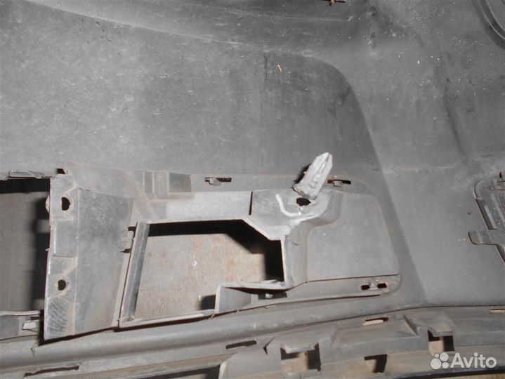 Бампер передний Volvo V70