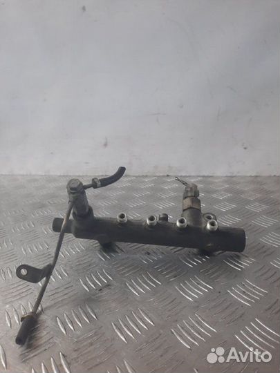 Топливная рампа Opel Combo минивэн 1.7 Z17DTH 2006