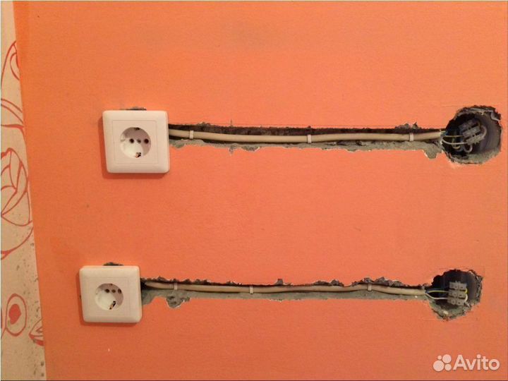 Штробление стен под розетки и проводку