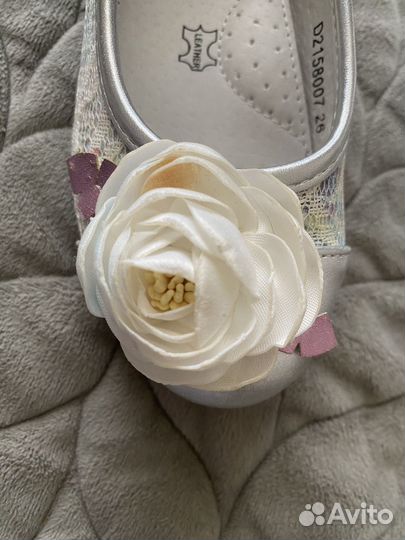 Туфли для девочки праздничные 26
