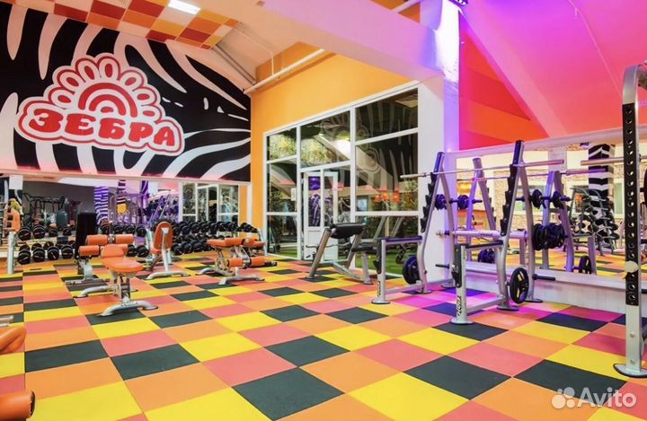 Абонемент в фитнес клуб с бассейном