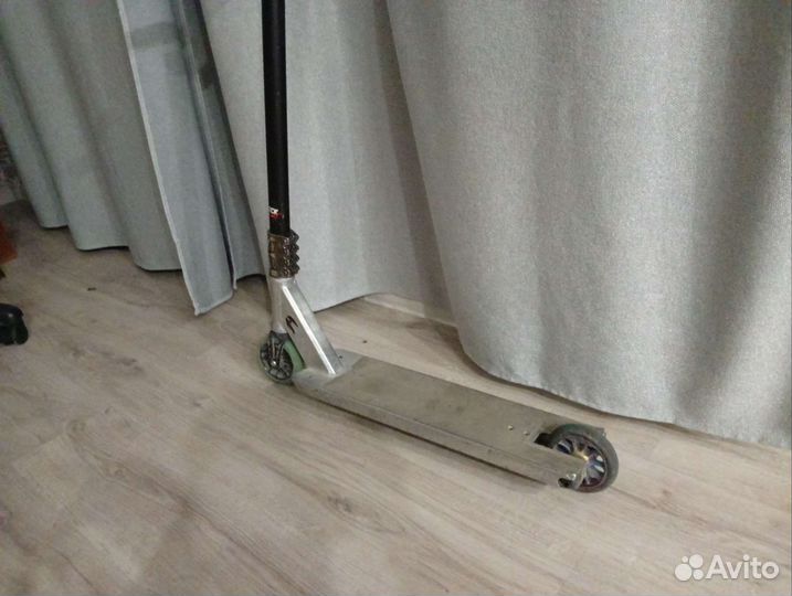 Трюковой самокат кастом стрит