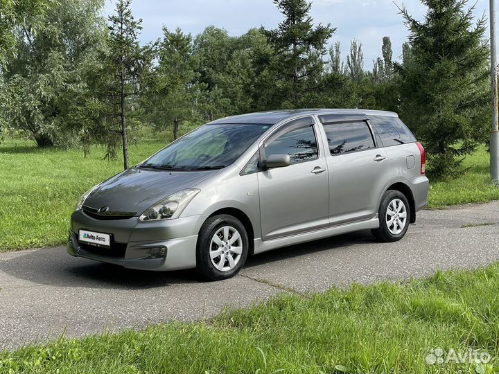 Toyota Wish 1.8 AT, 2007, 214 436 км