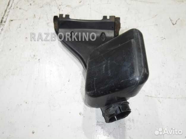 Воздухозаборник двигателя