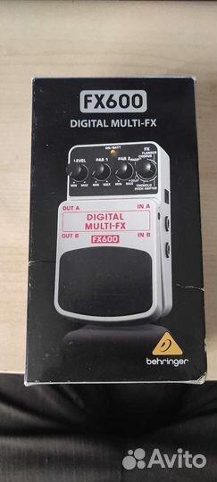 Гитарная педаль Behringer FX600