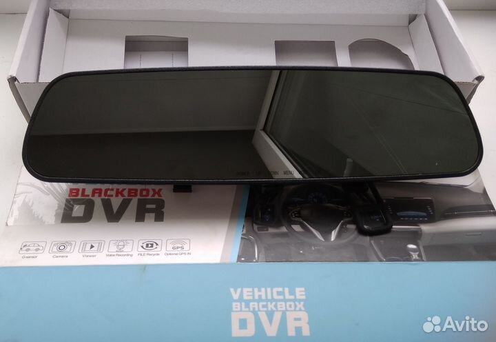 Видеорегистратор на зеркало