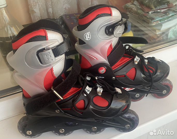 Роликовые коньки 30-33 со шлемом, защитой и сумкой