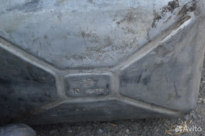 Канистры алюминиевые 10 литровые