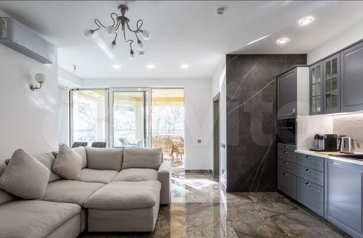 3-к. апартаменты, 100 м², 3/7 эт.