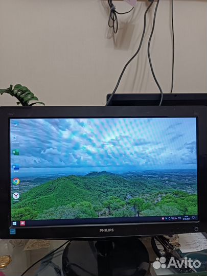 Монитор philips 196 v3 LSB/01