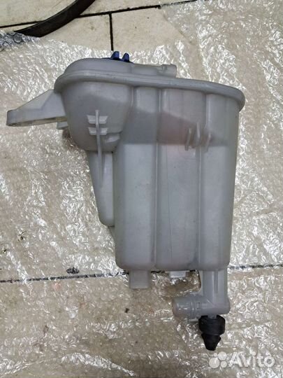 Расширительный бачок ауди a5 8t