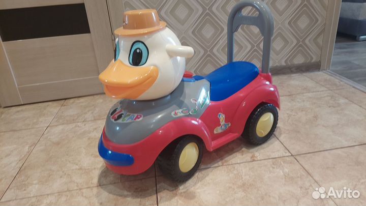 Машинка-каталка