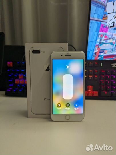 iPhone 8 Plus, 64 ГБ