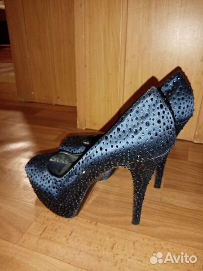 Туфли женские 39 размер Италия