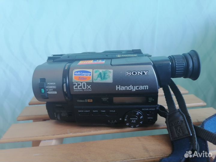 Ручная камера Sony Video8