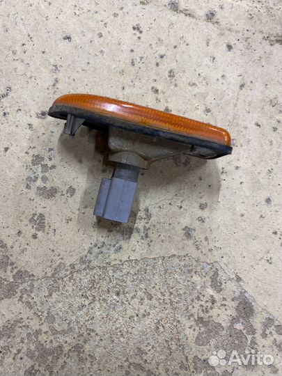 Повторитель поворота nissan primera p10