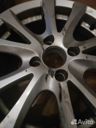 Диски литые R15 NEO серебристые