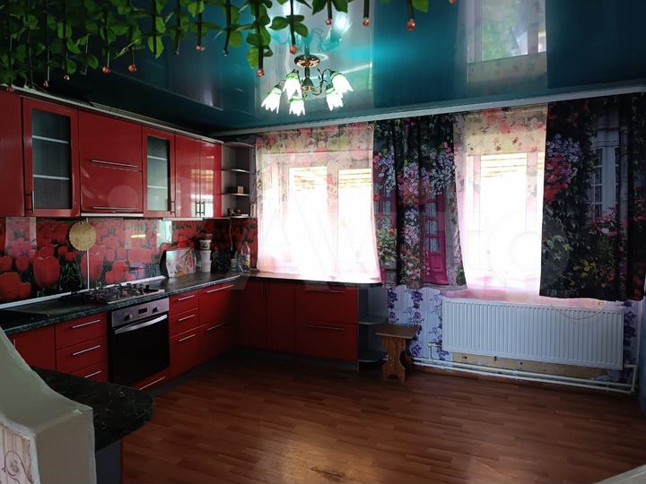 Дом 123 м² на участке 8 сот.