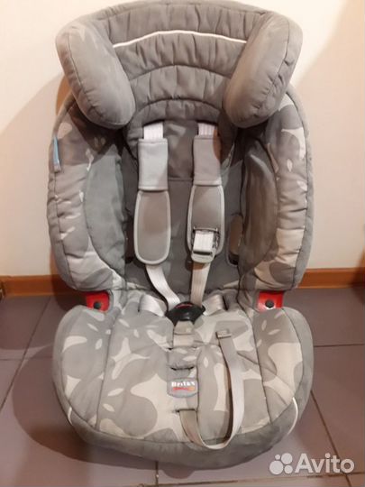 Детское автомобильное кресло
