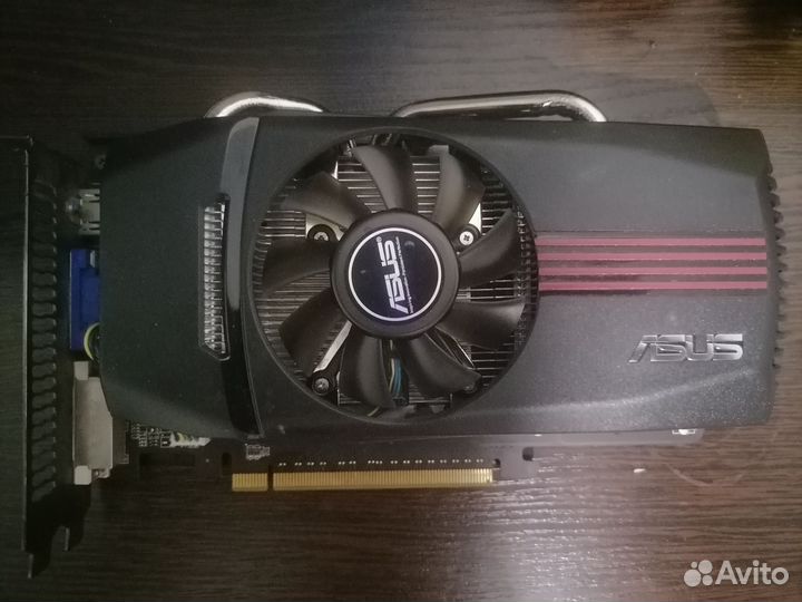 Видеокарта GTX 550 TI
